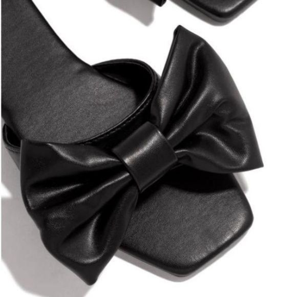 Black Bow Tie Slides - Picture 4 of 7